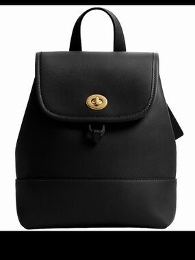 NWT coach originals glovetanned leather turn lock backpack black 100% leather